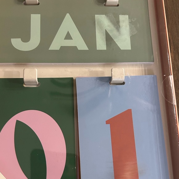 Perpetual Wall Calendar metal hanging - Picture 4 of 4